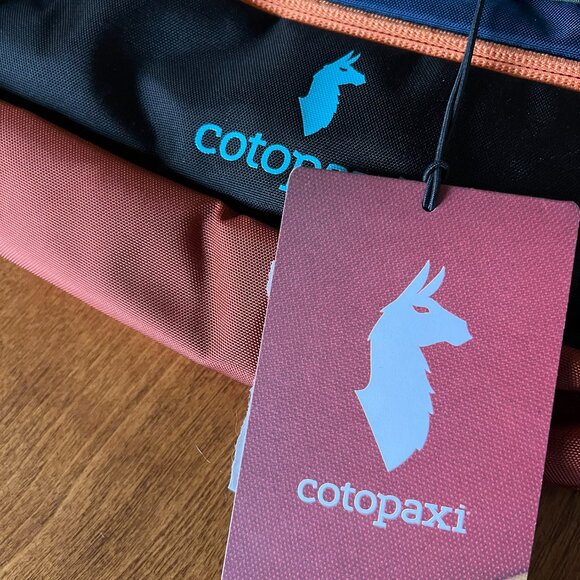 Cotopaxi Kapai 3L Hip Pack red and black NWT - Picture 3 of 11